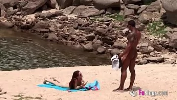 Play Xxx pe o insula pustie filmati un parteneri cum fac sex