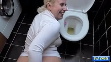 Play Termina repede orice mascul doreste sa faca futai cu aceasta femeie hot