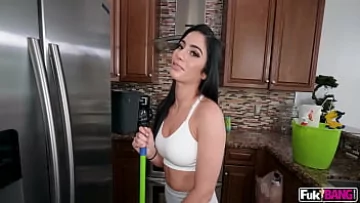 Play Slujba de menajeră X-rată a lui Jasmine Vega: dracu hardcore, cumshot facial