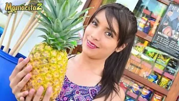 Play Veronica vanzatoare de magazin face xxx pe bani