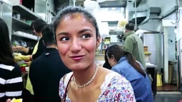 Play Romanca o mananca pizdulice si vrea futai xxl cu bruneta tarfulita