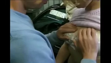 Play Fata milf face muie unui negrotei cu penisul mica