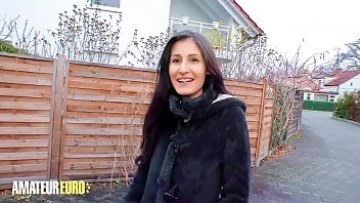 Play Excorta cu deplasare la domiciliu pentru xxx