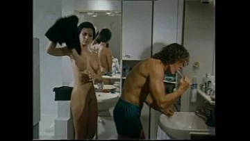 Play Vintage xxx cu o femeie care fac sex ca pe timpuri
