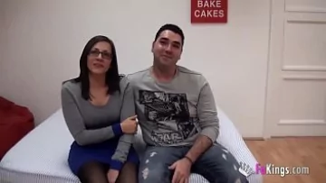 Play Filme xxx gratuite cand el nu ii da martisor daca nu il fute bine
