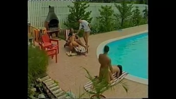 Play Filme xnxx romanesti, colectie 2017