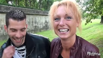 Play Mendy o milf nesaturata sex in pahardcoree cu tanar dotat