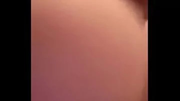 Play Cioara cu fund bombat din valcea face sex lent si profund cu gagicul ei pervers