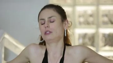 Play Fata eleganta merita penis mare de negrotei cu sloboz dulce