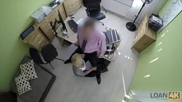 Play Proba obligatorie de muie si sex fara protectie pentru secretara