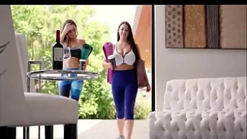 Play Xnxx cu profa de yoga si eleva sexy