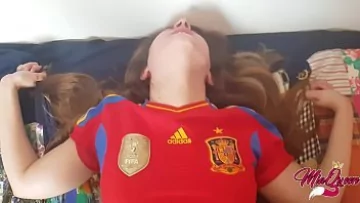 Play O spaniola face sex in tricoul echipei de fotbal
