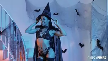 Play Pizdulice vrajitoare face sex cu un taran xnxx
