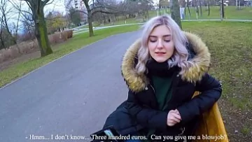 Play Rusoaica ce isi gaseste un gagic in parc si face sex pe banca cu el
