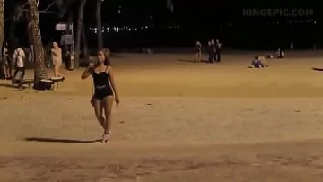 Play Xxx la carnaval scoate pula din pizdulice unei adolescente plina cu cacat xxx anal