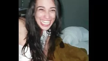 Play Filme xxx online cu brunete ce sug pule mari
