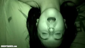 Play O adolescenta filmata noaptea cand face muie si face sex in pizdulice