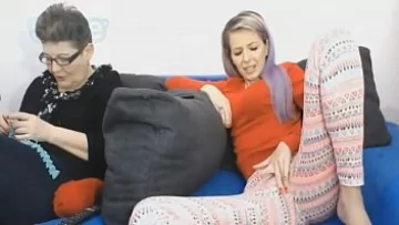 Play Face sex in cur ca o catea simona cu maicasa impreuna cel mai amator real clip romanesc de pe internet