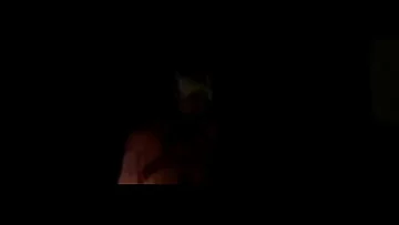 Play MILF slabă Ariel Glide în lenjerie, masturbându-se cu Ricco Paolo