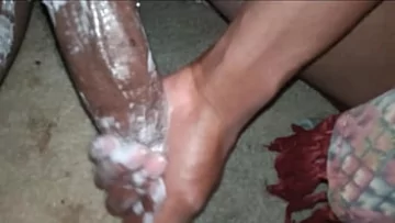 Play Fantezia de cumshot a pornostarului fierbinte: satisfacerea stării ei excitate