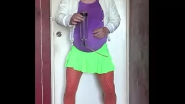 Play Fantezia de înghițire a pișilor Mark’s Crossdresser bisexual s-a împlinit