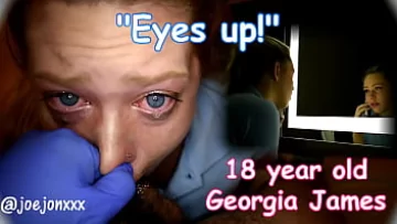 Play Georgia James, în vârstă de 18 ani, se sufocă cu penisul unui bătrân murdar într-o audiție POV