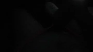 Play Travesti acoperită cu loțiune umblă tare cu jucărie