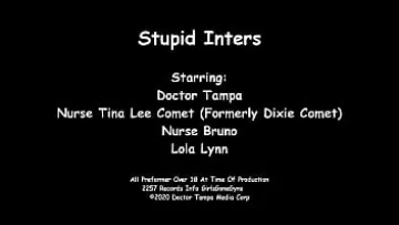 Play Lola Lynn și Tina Lee Comet: Un examen medical raunchy cu Bruno și Doctor Tampa
